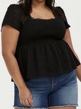 Torrid Black Short Sleeve Blouse 1X Plus Size 14-16